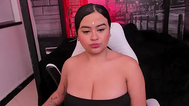 katia bigboobs1 online show from February 17, 2026, 4:26 pm