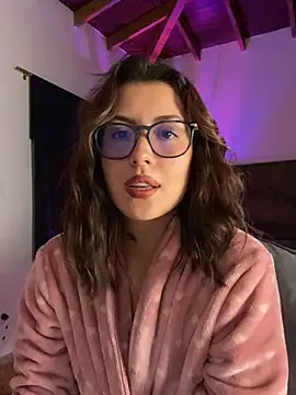 EmaSaenz online show from February 1, 2025, 11:48 pm