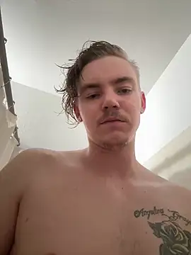 Snapshot of daddya65 chatting on February 12, 2025, 8:59 am daddya65 online show from February 12, 2025, 8:59 am