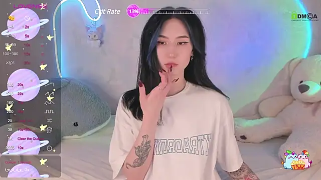 EmmaHixLove online show from February 1, 2025, 4:22 pm