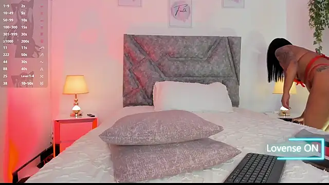 Snapshot of emilycat_777 chatting on November 14, 2025, 5:44 am emilycat 777 online show from November 14, 2025, 5:44 am