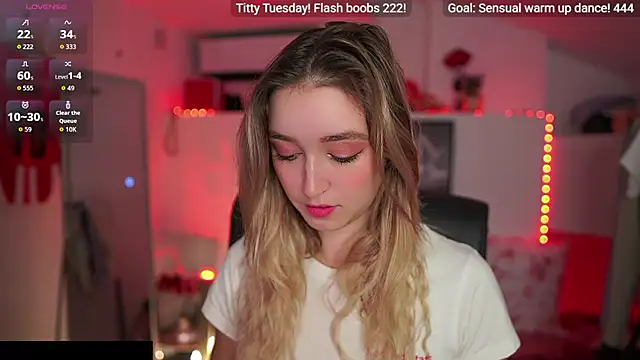 Alexis   Texas online show from November 18, 2025, 2:31 pm