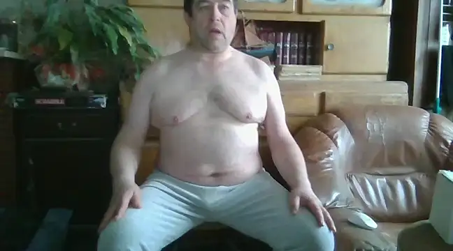 Snapshot of sympatrique chatting on March 17, 2025, 8:18 am sympatrique online show from March 17, 2025, 8:18 am