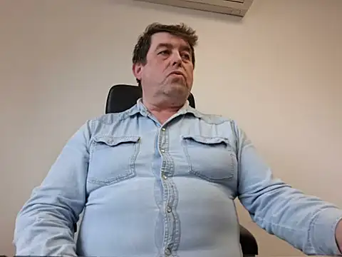 Snapshot of sympatrique chatting on September 26, 2025, 2:24 pm sympatrique online show from September 26, 2025, 2:24 pm