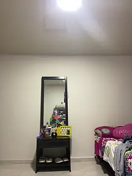 alina stark online show from October 13, 2025, 9:05 pm