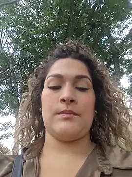 Snapshot of Sara_smiiith211 chatting on October 17, 2025, 6:32 pm Sara smiiith211 online show from October 17, 2025, 6:32 pm