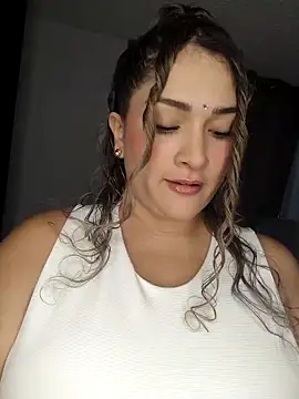 Snapshot of Sara_smiiith211 chatting on April 5, 2026, 8:26 pm Sara smiiith211 online show from April 5, 2026, 8:26 pm