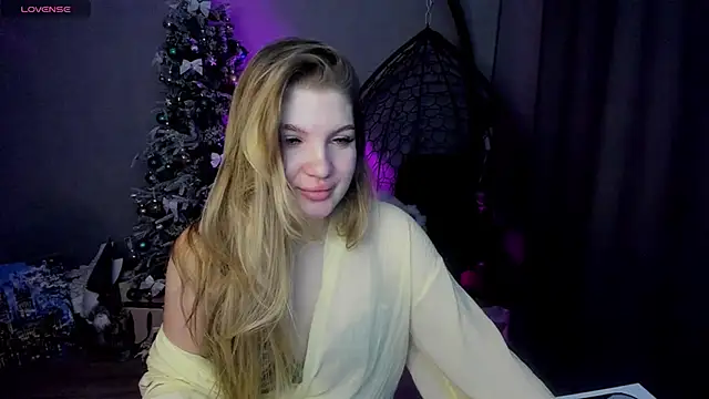 Snapshot of lily_williamss chatting on December 2, 2025, 12:22 am lily williamss online show from December 2, 2025, 12:22 am