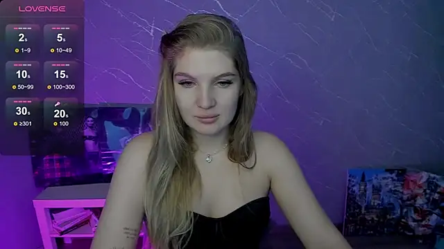 Snapshot of lily_williamss chatting on July 1, 2026, 12:00 am lily williamss online show from July 1, 2026, 12:00 am