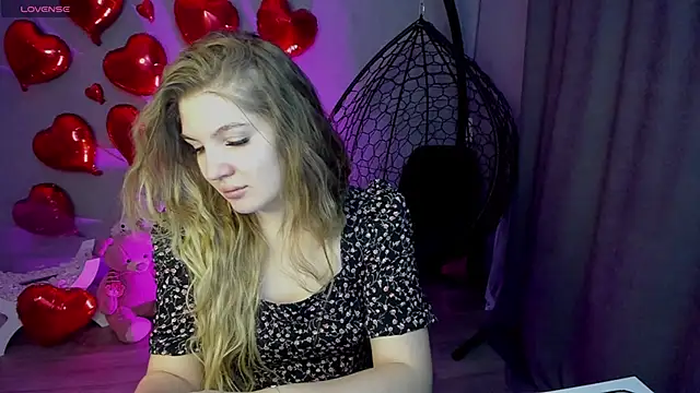 Snapshot of lily_williamss chatting on February 16, 2026, 12:09 am lily williamss online show from February 16, 2026, 12:09 am