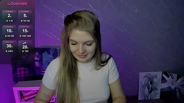 Snapshot of lily_williamss chatting on August 6, 2026, 12:05 am lily williamss online show from August 6, 2026, 12:05 am