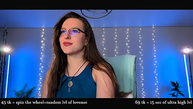 Alicia x art online show from March 22, 2026, 6:31 pm