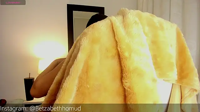 Snapshot of BetzabethHomud0 chatting on November 11, 2025, 10:37 pm BetzabethHomud0 online show from November 11, 2025, 10:37 pm