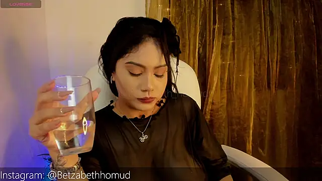 Snapshot of BetzabethHomud0 chatting on February 8, 2025, 10:29 am BetzabethHomud0 online show from February 8, 2025, 10:29 am