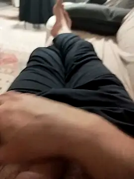 xozox online show from January 3, 2025, 9:26 pm