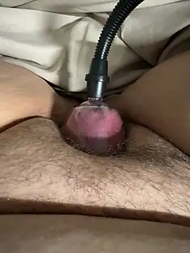 sylviahhh online show from March 23, 2026, 2:22 am