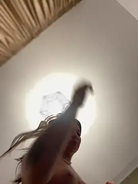 babyyboomm online show from February 4, 2025, 11:06 pm