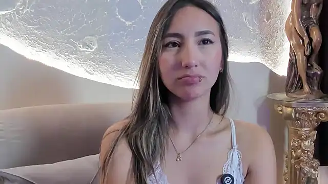 Snapshot of _Emma_Valka chatting on September 15, 2025, 9:37 pm Emma Valka online show from September 15, 2025, 9:37 pm