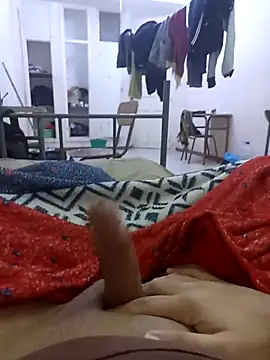 Hot Boy 2004 online show from April 9, 2026, 4:13 pm