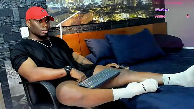 thomas santtos1 online show from March 13, 2025, 9:37 pm