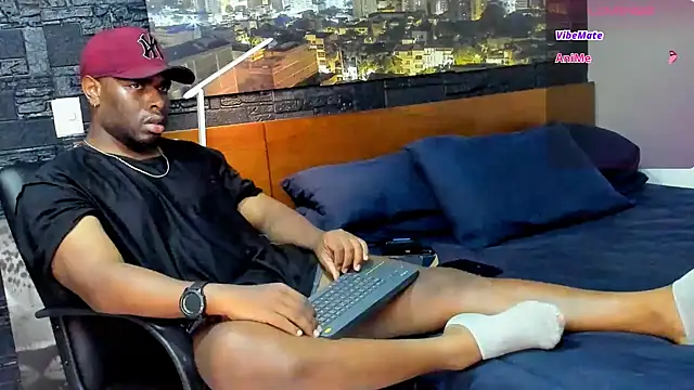 thomas santtos1 online show from March 3, 2025, 12:23 am