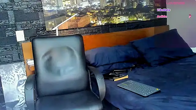 thomas santtos1 online show from March 11, 2025, 1:23 pm