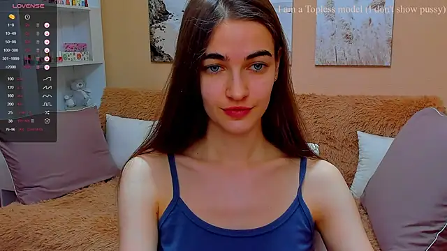 Snapshot of AstoriyaNight chatting on March 15, 2025, 6:58 am AstoriyaNight online show from March 15, 2025, 6:58 am