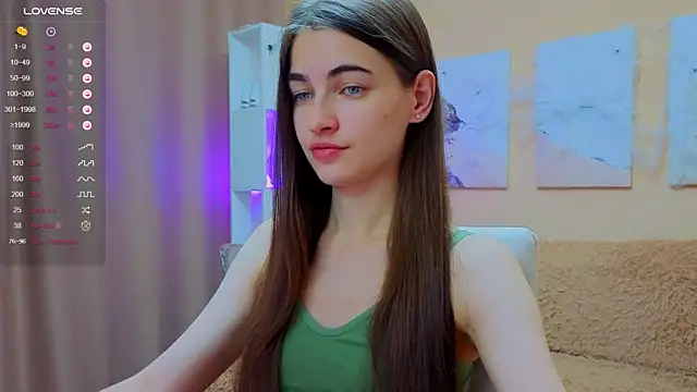 Snapshot of AstoriyaNight chatting on November 13, 2025, 10:08 am AstoriyaNight online show from November 13, 2025, 10:08 am