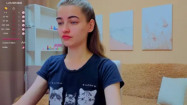 Snapshot of AstoriyaNight chatting on October 11, 2025, 4:13 am AstoriyaNight online show from October 11, 2025, 4:13 am