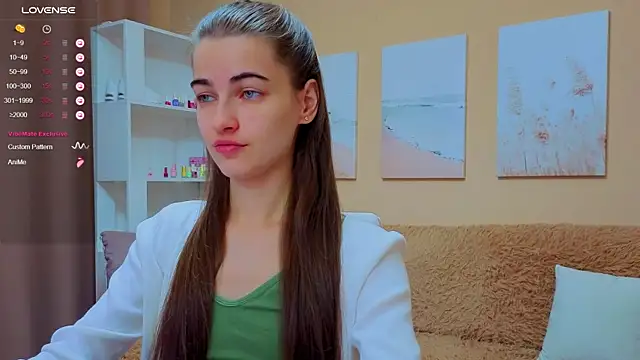 Snapshot of AstoriyaNight chatting on October 3, 2025, 10:06 am AstoriyaNight online show from October 3, 2025, 10:06 am