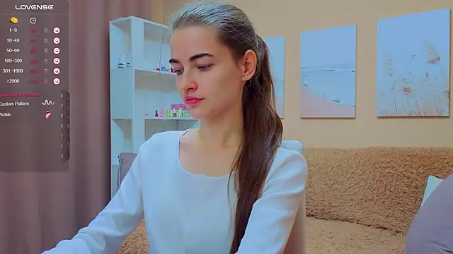 Snapshot of AstoriyaNight chatting on September 23, 2025, 10:33 am AstoriyaNight online show from September 23, 2025, 10:33 am