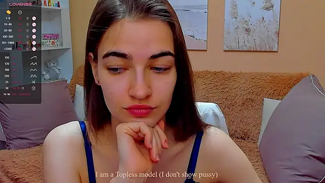 Snapshot of AstoriyaNight chatting on March 16, 2025, 4:09 am AstoriyaNight online show from March 16, 2025, 4:09 am