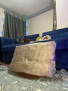 Snapshot of Cherrytowild chatting on November 5, 2025, 3:53 am Cherrytowild online show from November 5, 2025, 3:53 am