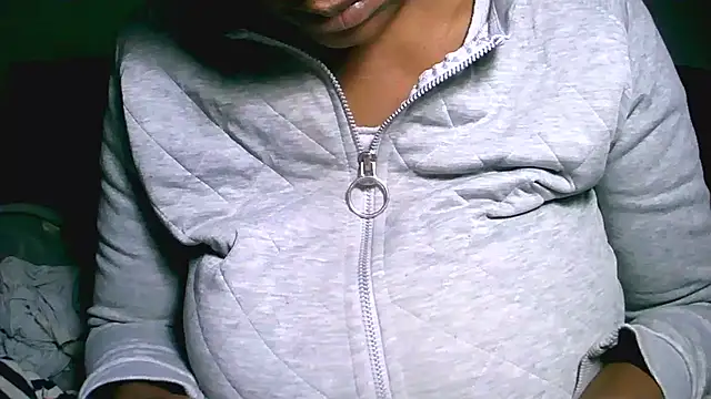 Bustypillows online show from November 27, 2025, 5:46 pm