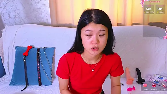 Snapshot of Tina_Kim_ chatting on July 17, 2026, 9:50 am Tina Kim online show from July 17, 2026, 9:50 am