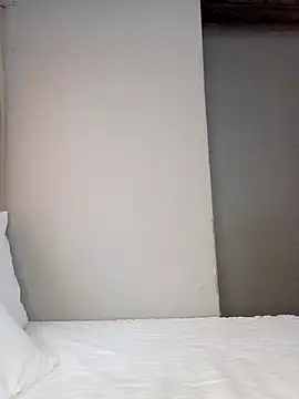 Snapshot of your_dominance chatting on March 12, 2026, 6:39 am your dominance online show from March 12, 2026, 6:39 am