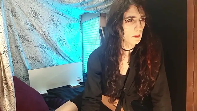 DiiVampy online show from December 14, 2025, 9:31 pm