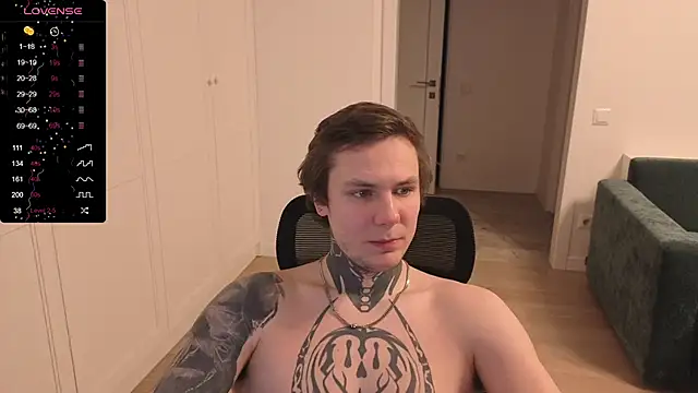 Snapshot of Lechery_boy chatting on April 4, 2026, 4:46 pm Lechery boy online show from April 4, 2026, 4:46 pm