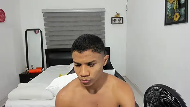 Snapshot of corzoethan chatting on November 20, 2025, 11:03 pm corzoethan online show from November 20, 2025, 11:03 pm