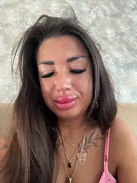 RuslanaXX online show from June 6, 2026, 3:45 am