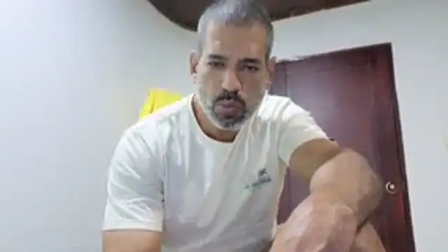 jackbigcock11 online show from June 26, 2026, 1:00 am