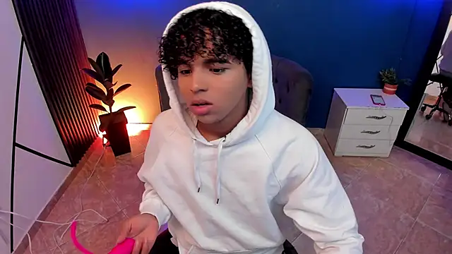 Noah Smith04 online show from November 5, 2025, 12:08 pm