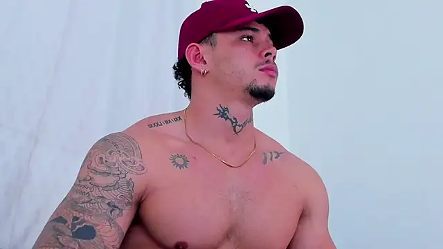 Snapshot of NoahhBrown chatting on February 27, 2026, 7:35 pm NoahhBrown online show from February 27, 2026, 7:35 pm