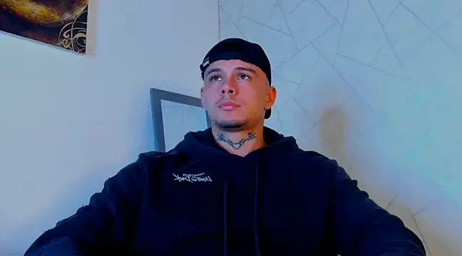 Snapshot of NoahhBrown chatting on March 1, 2025, 4:37 am NoahhBrown online show from March 1, 2025, 4:37 am