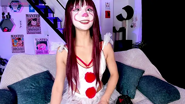 Snapshot of MonxxsLove chatting on October 10, 2025, 3:07 am MonxxsLove online show from October 10, 2025, 3:07 am