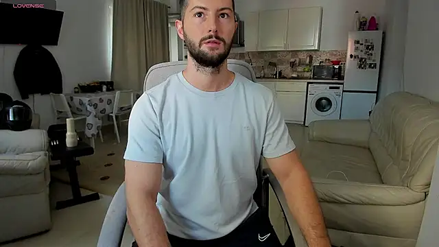 ZackFraser online show from October 11, 2025, 10:49 am