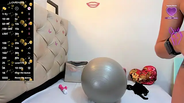 cleopatraa online show from October 8, 2025, 1:29 am