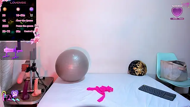 cleopatraa online show from January 15, 2026, 6:33 pm