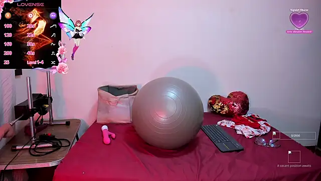 cleopatraa online show from November 11, 2025, 10:47 pm