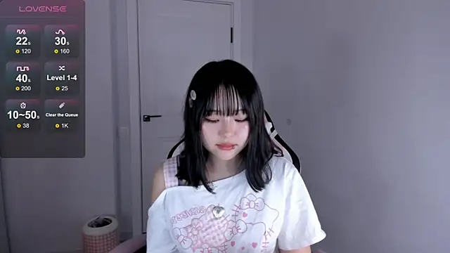 Snapshot of hee_young11 chatting on December 3, 2025, 4:02 am hee young11 online show from December 3, 2025, 4:02 am